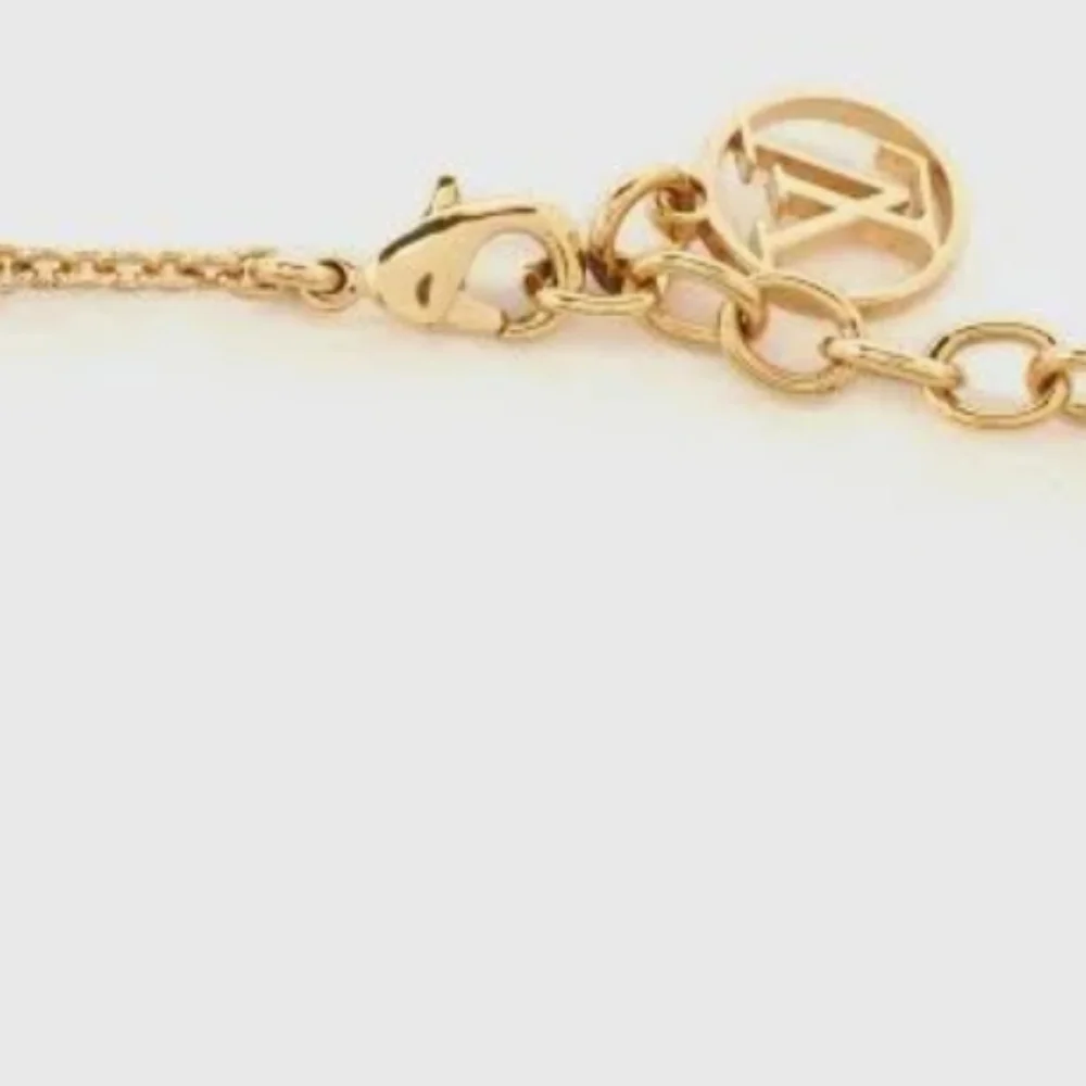 Louis Vuitton Gold V-Shaped Necklace/Gorgeous - Picture 4 of 6